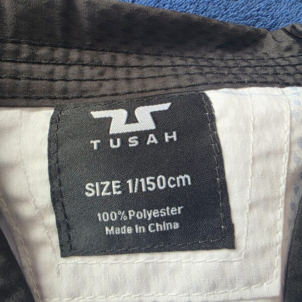 Dobok TUSAH luptă cu rever negru / EZ-Fit Fighter Uniform / – Recognized by World Taekwondo