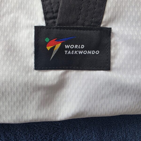 Dobok TUSAH luptă cu rever negru / EZ-Fit Fighter Uniform / – Recognized by World Taekwondo